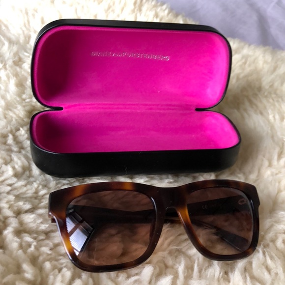 Diane Von Furstenberg sunglasses - Picture 1 of 8